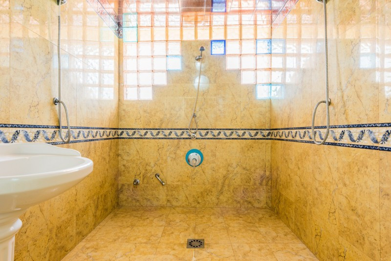 9 Bedroom Villa in Marbella - Photo 12