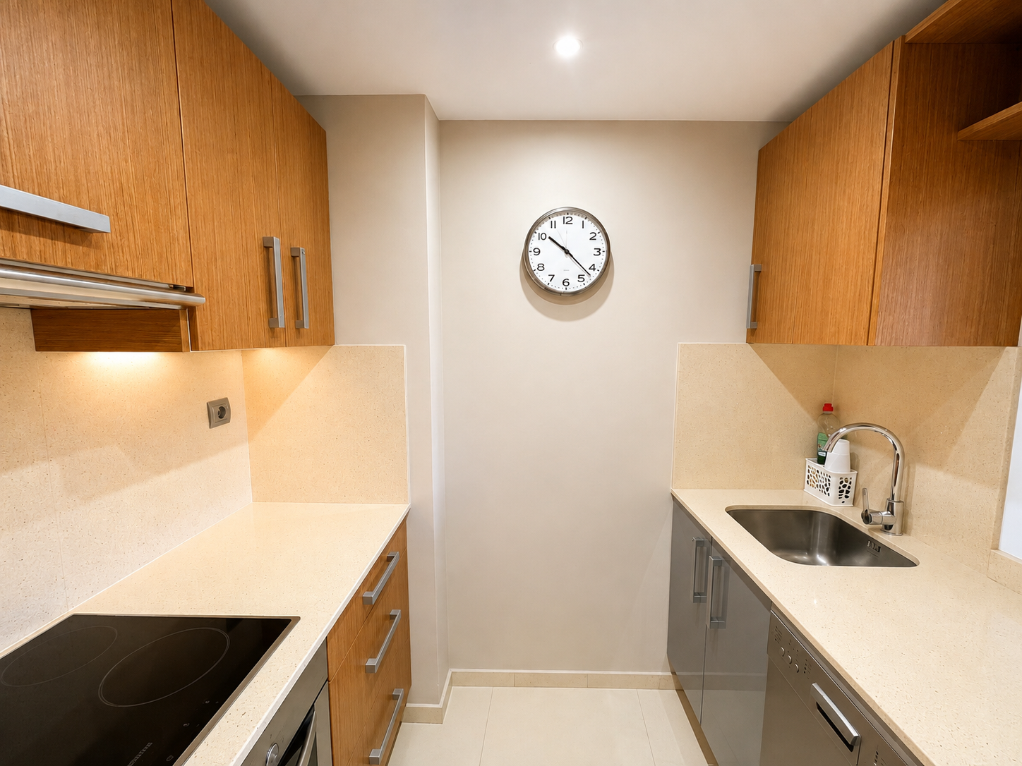 2 Bedroom Apartment in Marbella - Photo 7