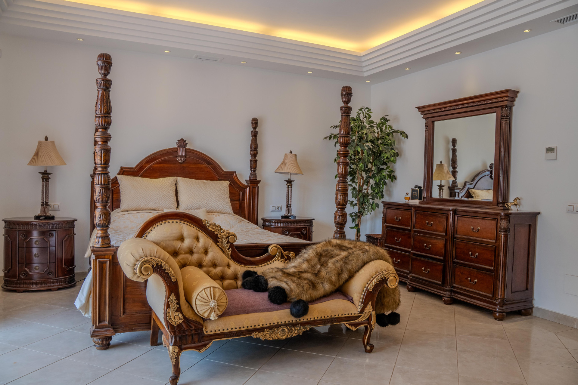 6 Bedroom Villa in Benahavís - Foto 16