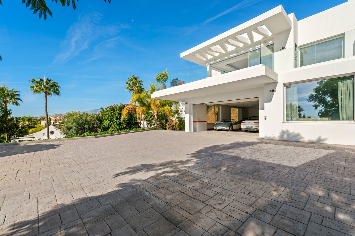 9 Bedroom Villa in Benahavís - Foto 15