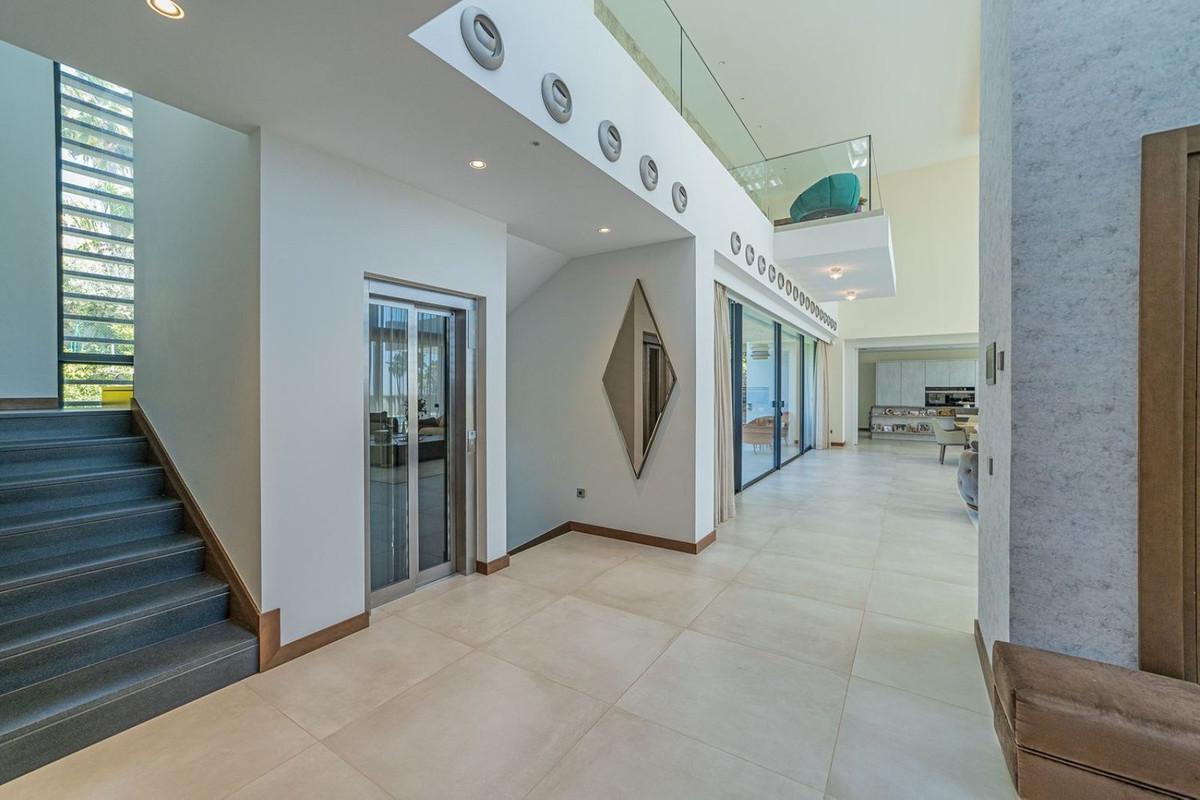 5 Bedroom Villa in Benahavís - Foto 14