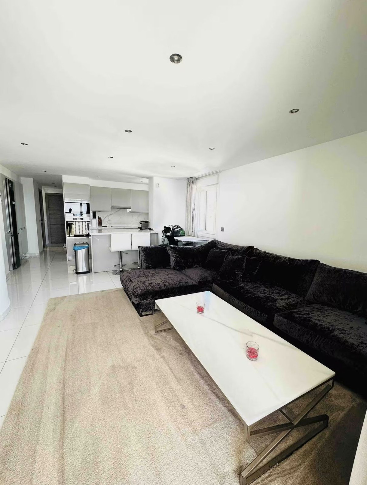 2 Bedroom Apartment in Marbella - Фото 6
