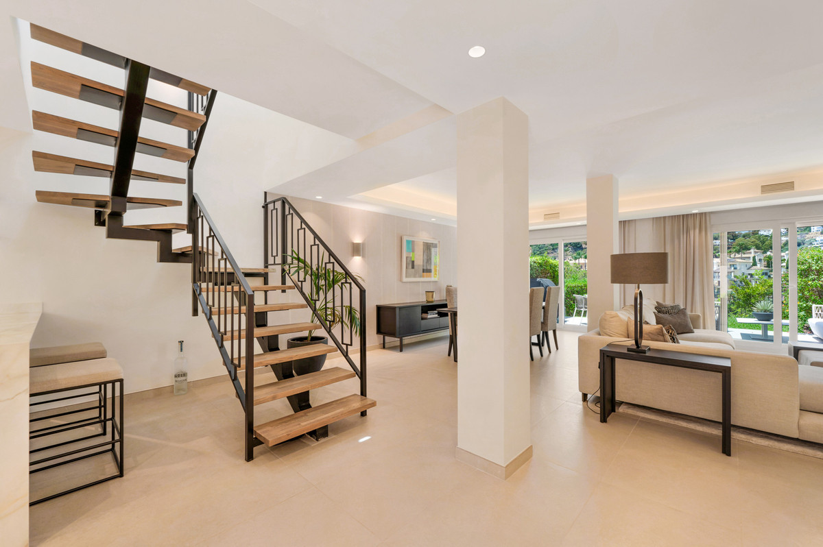 3 Bedroom Townhouse in Benahavís - Фото 4