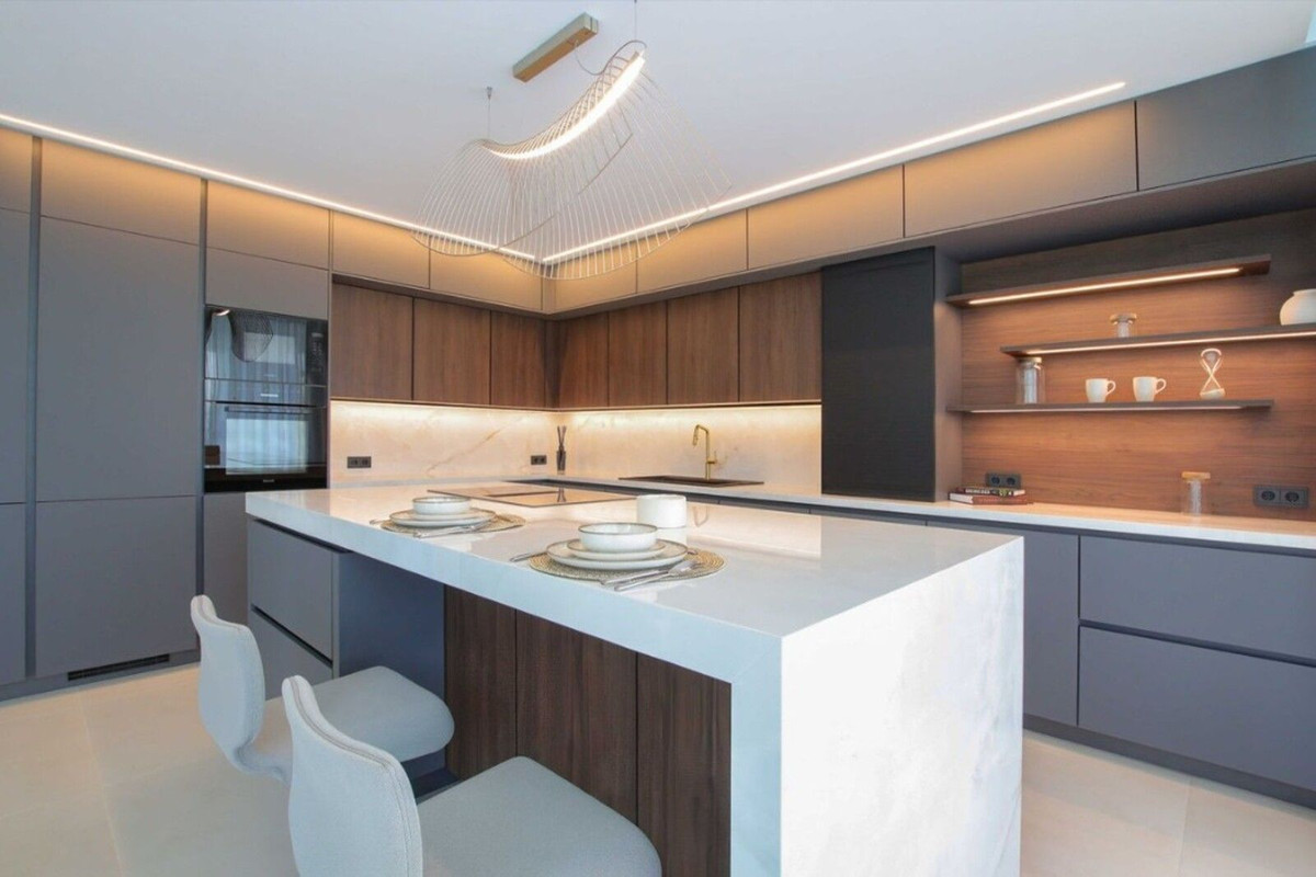 4 Bedroom Villa in Estepona - Photo 10