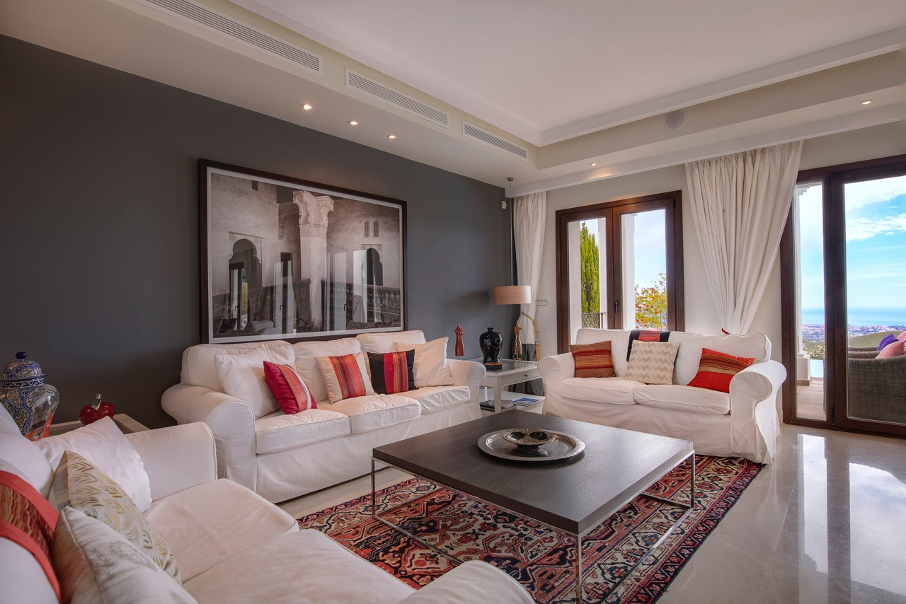 5 Bedroom Villa in Benahavís