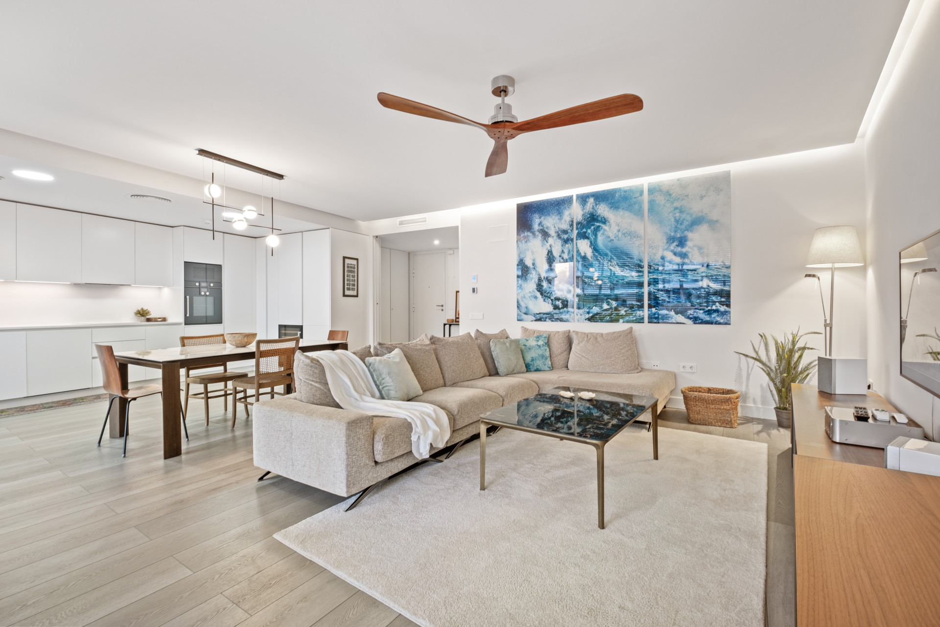 2 Bedroom Apartment in Estepona - Foto 3