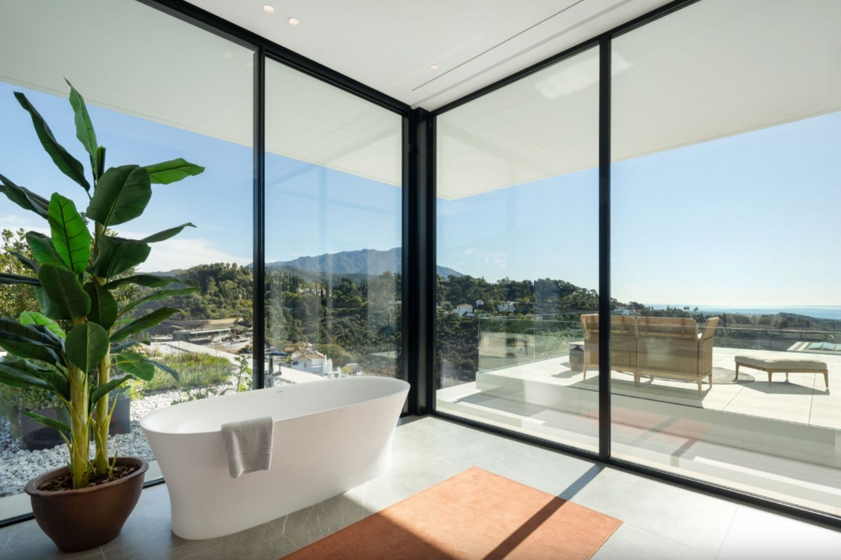 8 Bedroom Villa in Benahavís - Foto 12