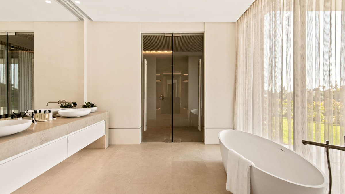 6 Bedroom Villa in Benahavís - Foto 20