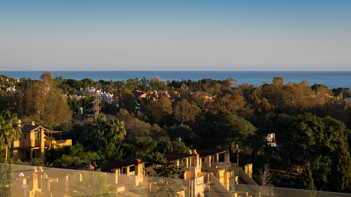 6 Bedroom Villa in Marbella - Photo 42