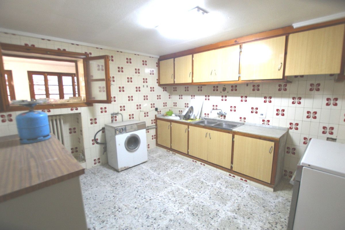 6-bedroom villa in Murcia, Spain – Photo 3