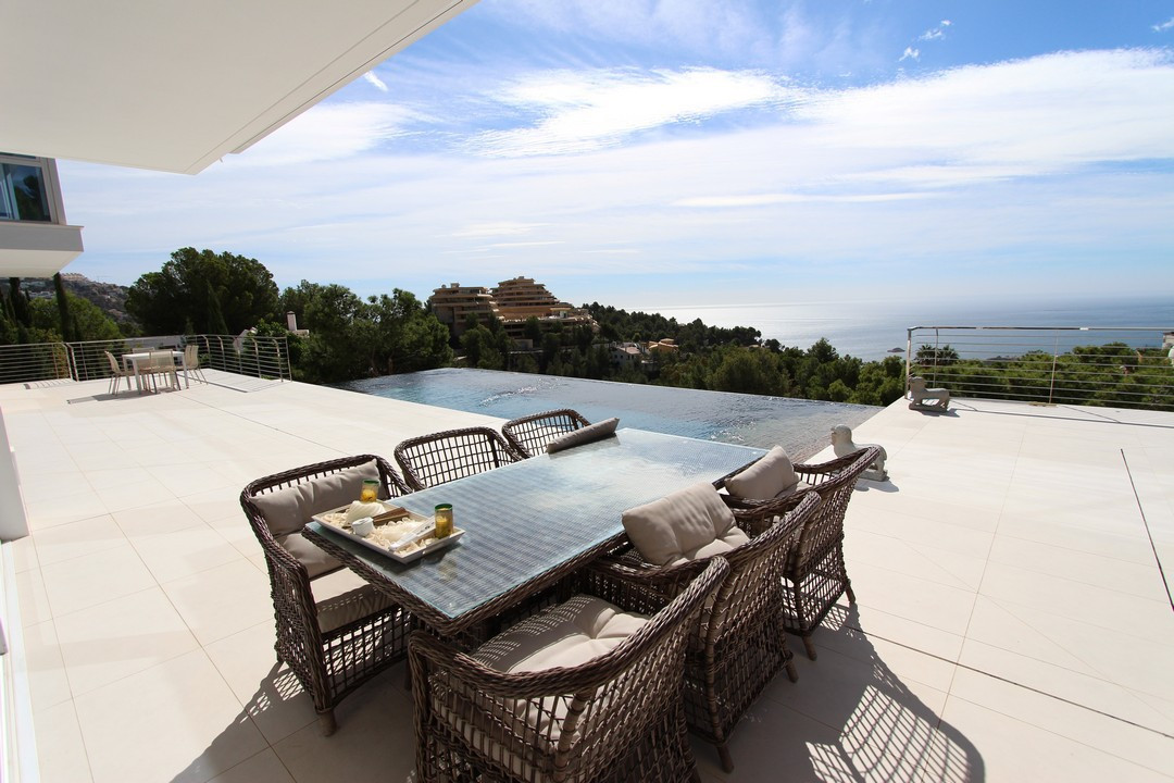 Moradia com 5 quartos com vista mar em Córdoba, Espanha – Foto 1