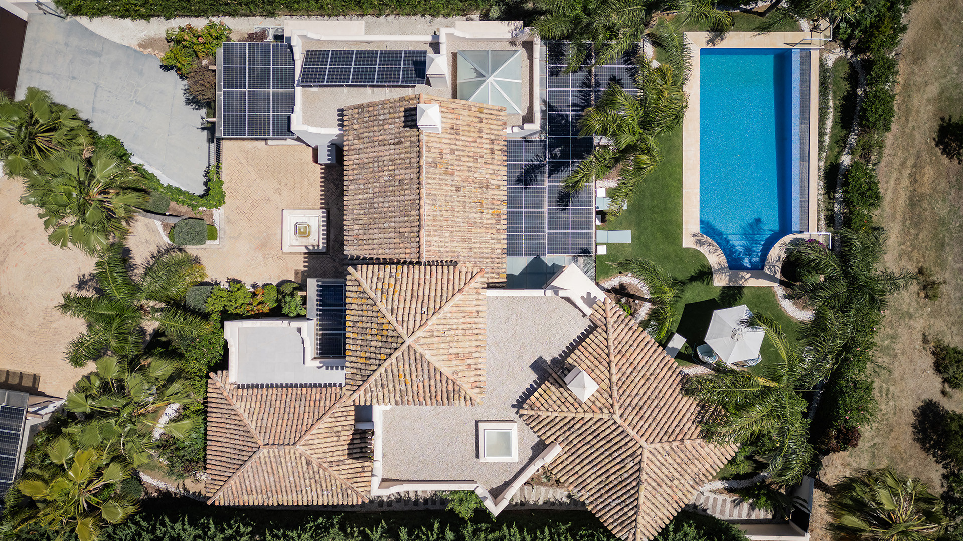 5 Bedroom Villa in Benahavís - Фото 22