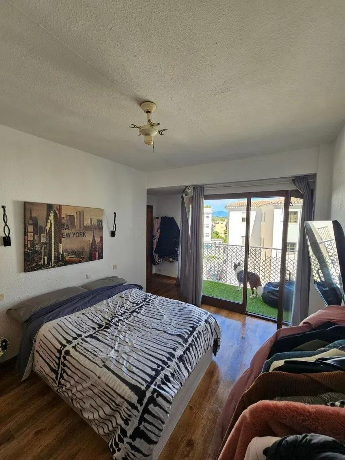 2 Bedroom Apartment in Marbella - Photo 11