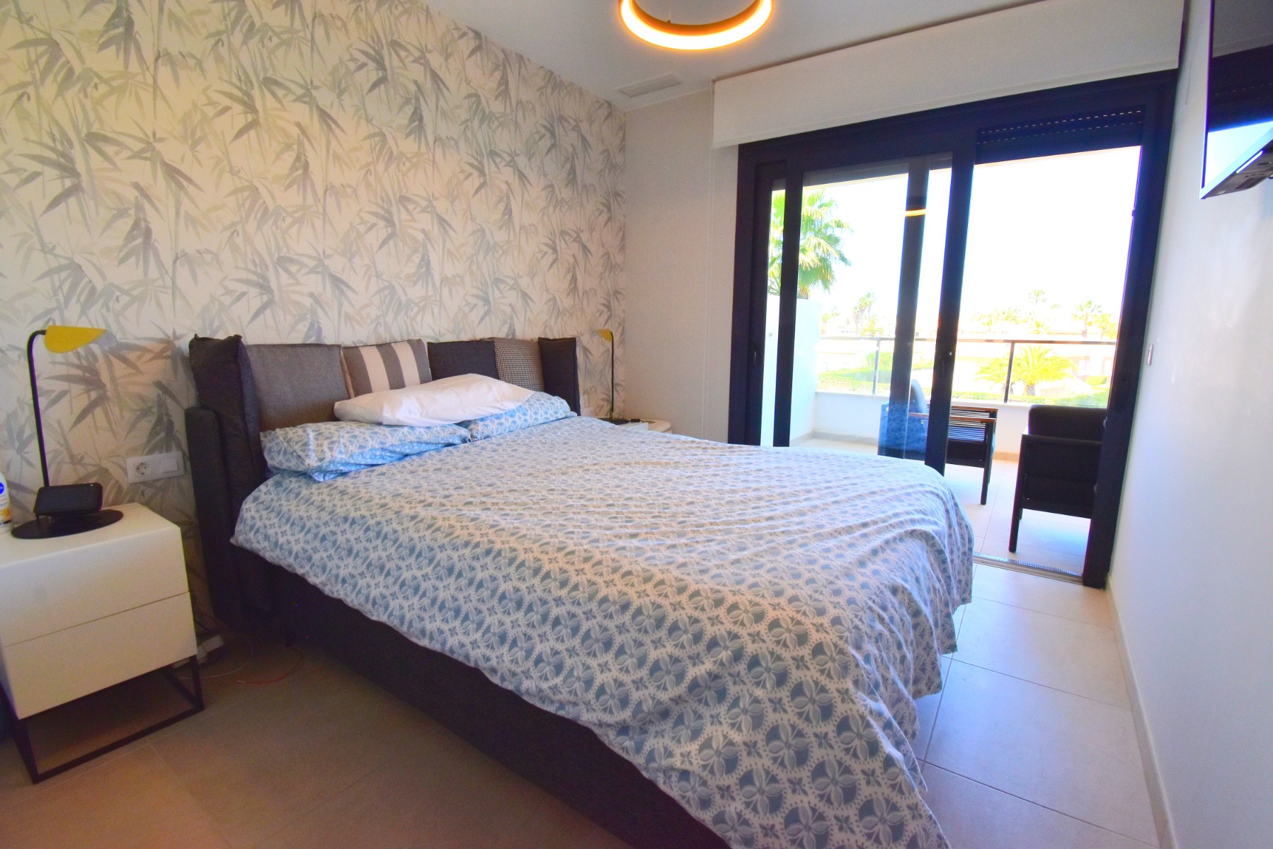 Apartamento com 2 quartos com piscina em Alicante, Espanha – Foto 11