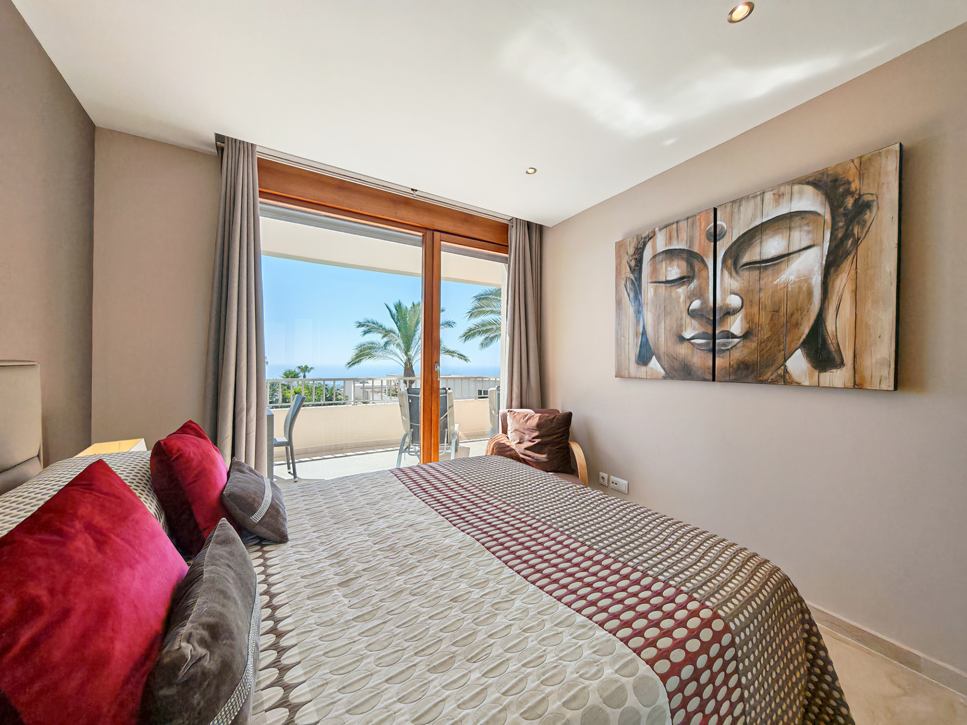 3 Bedroom Apartment in Marbella - Photo 15
