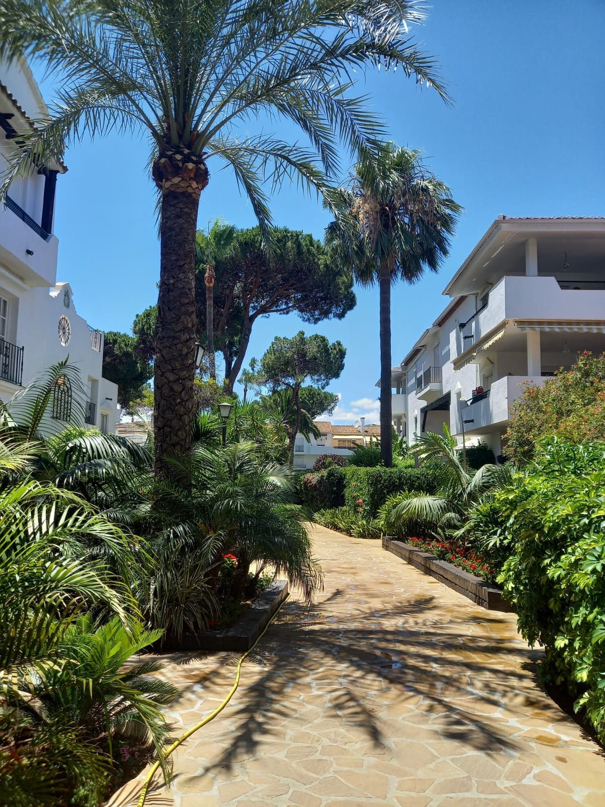 3 Bedroom Apartment in Estepona - Photo 26