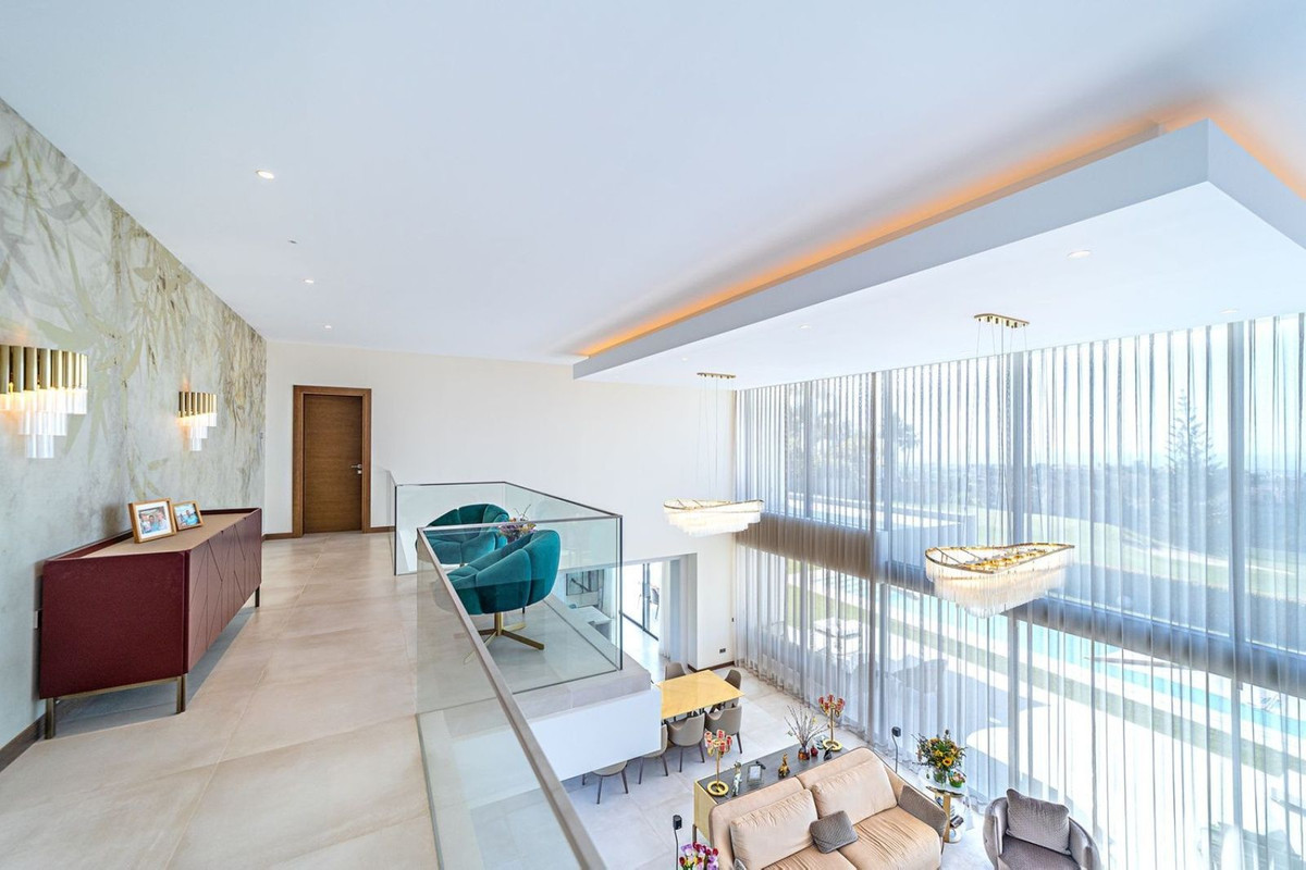 5 Bedroom Villa in Benahavís - Foto 15