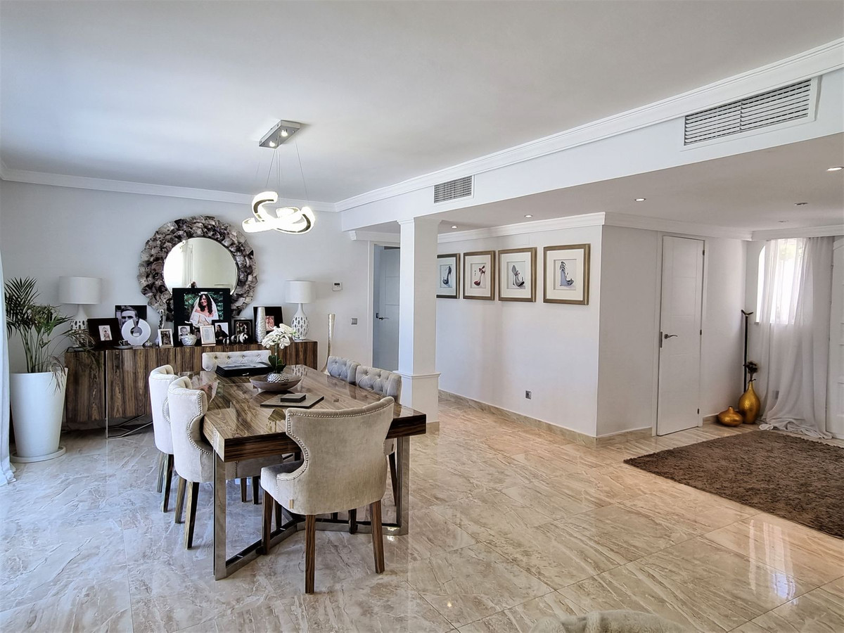 5 Bedroom Villa in Marbella - Foto 22