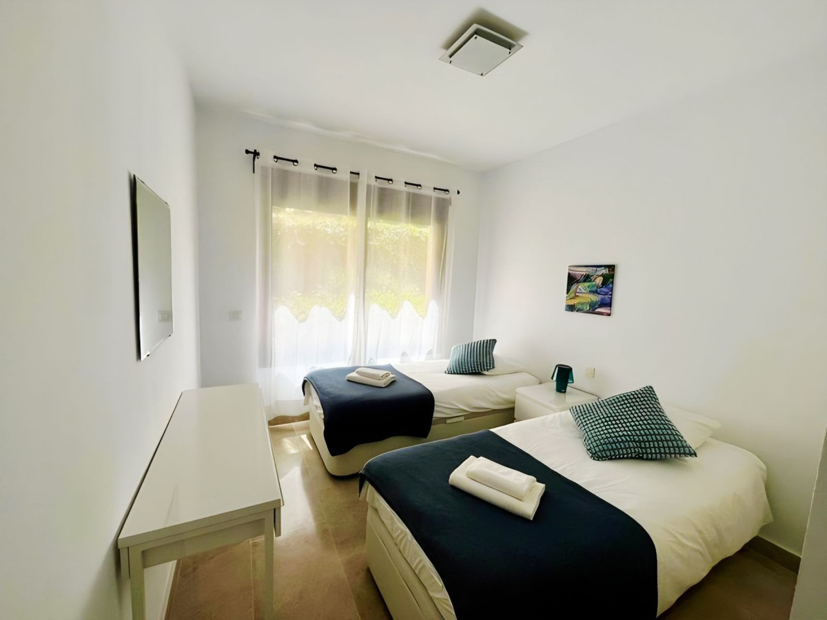 2 Bedroom Apartment in La Duquesa - Foto 7