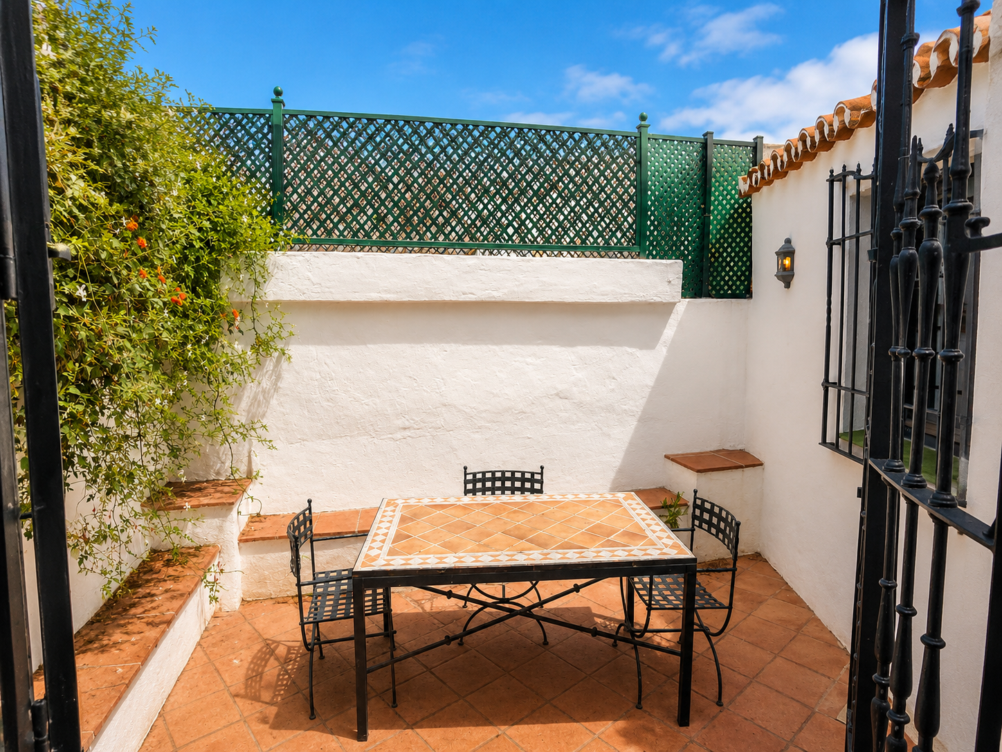 3 Bedroom Townhouse in San Pedro de Alcántara - Photo 3