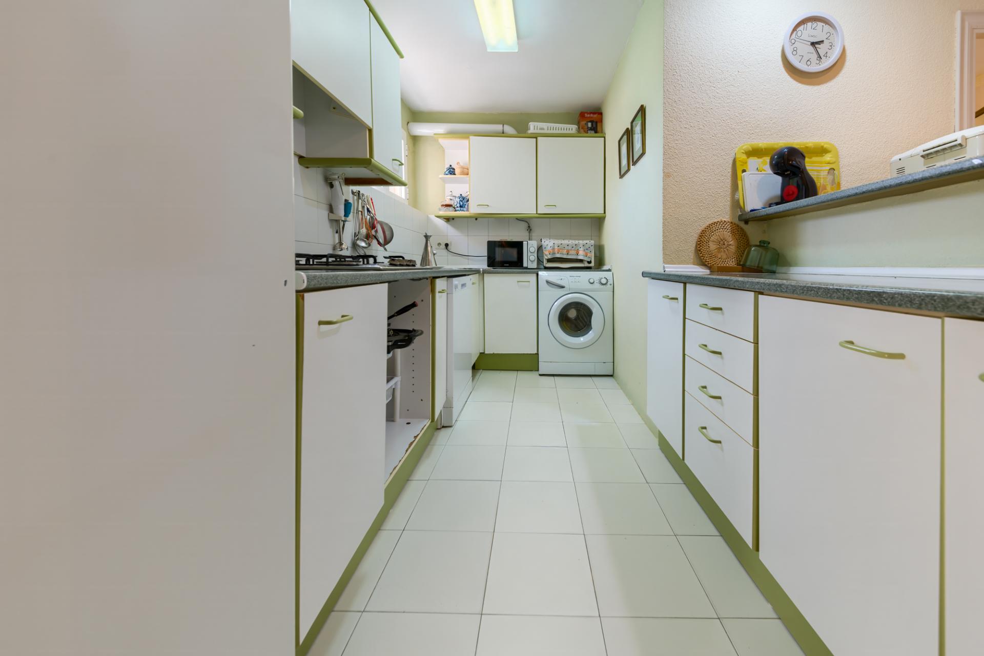 3 Bedroom Apartment in Fuengirola - Photo 16