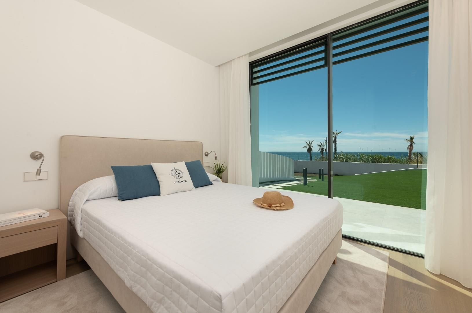 5 Bedroom Villa in Estepona - Photo 19