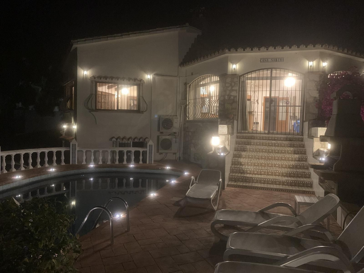 3 Bedroom Villa in Mijas - Photo 22