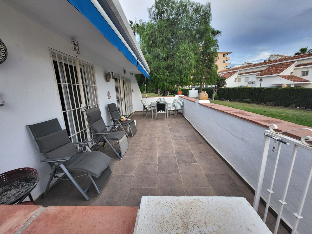 3 Bedroom Apartment in Marbella - Photo 4