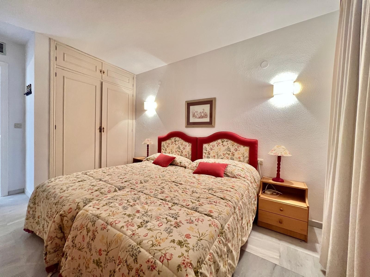 3 Bedroom Townhouse in Estepona - Foto 23