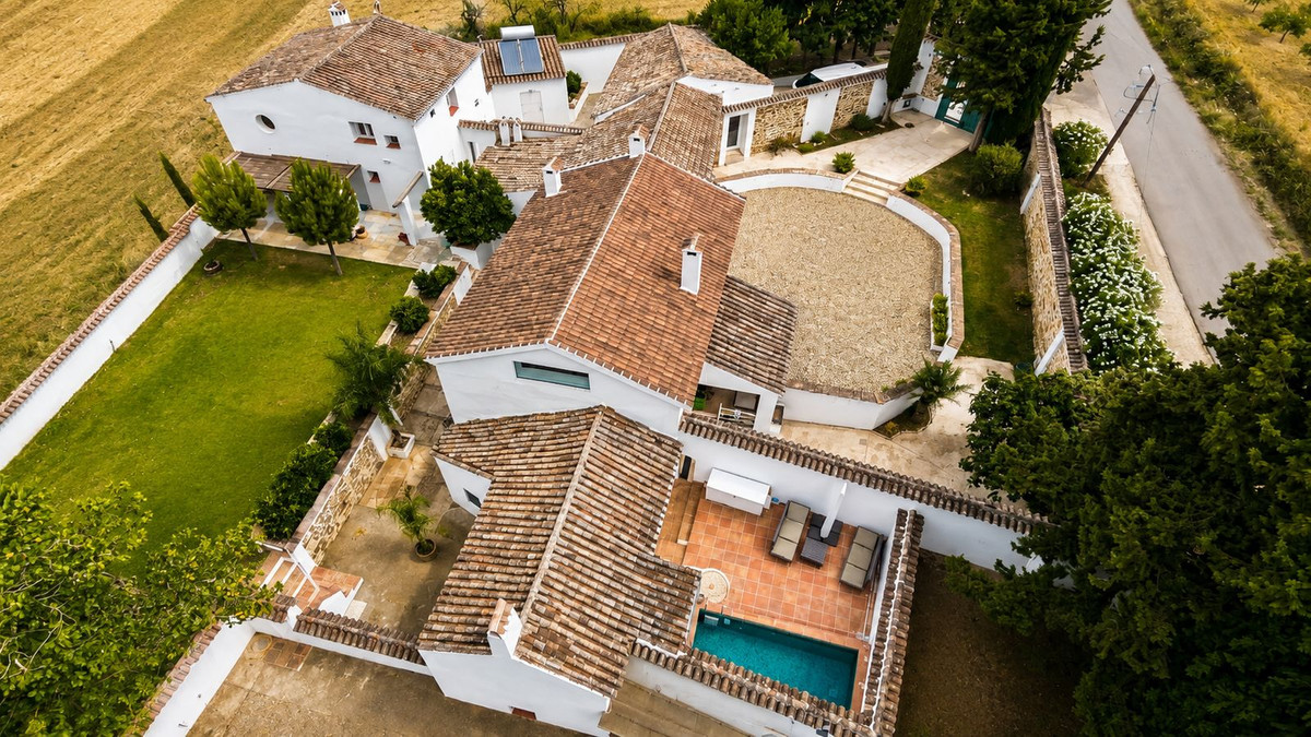 5 Bedroom Country house in Villanueva del Rosario - Photo 2