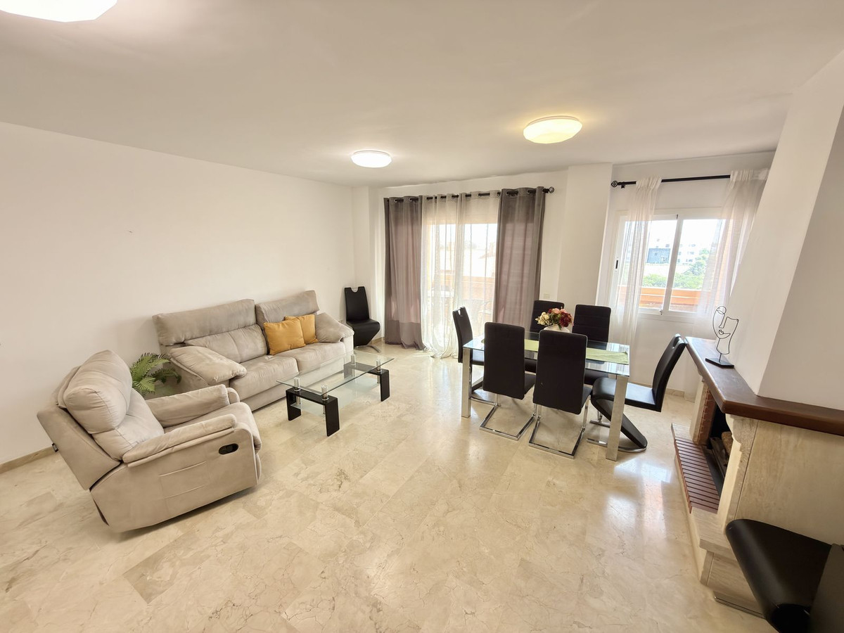 3 Bedroom Penthouse in Mijas - Photo 4