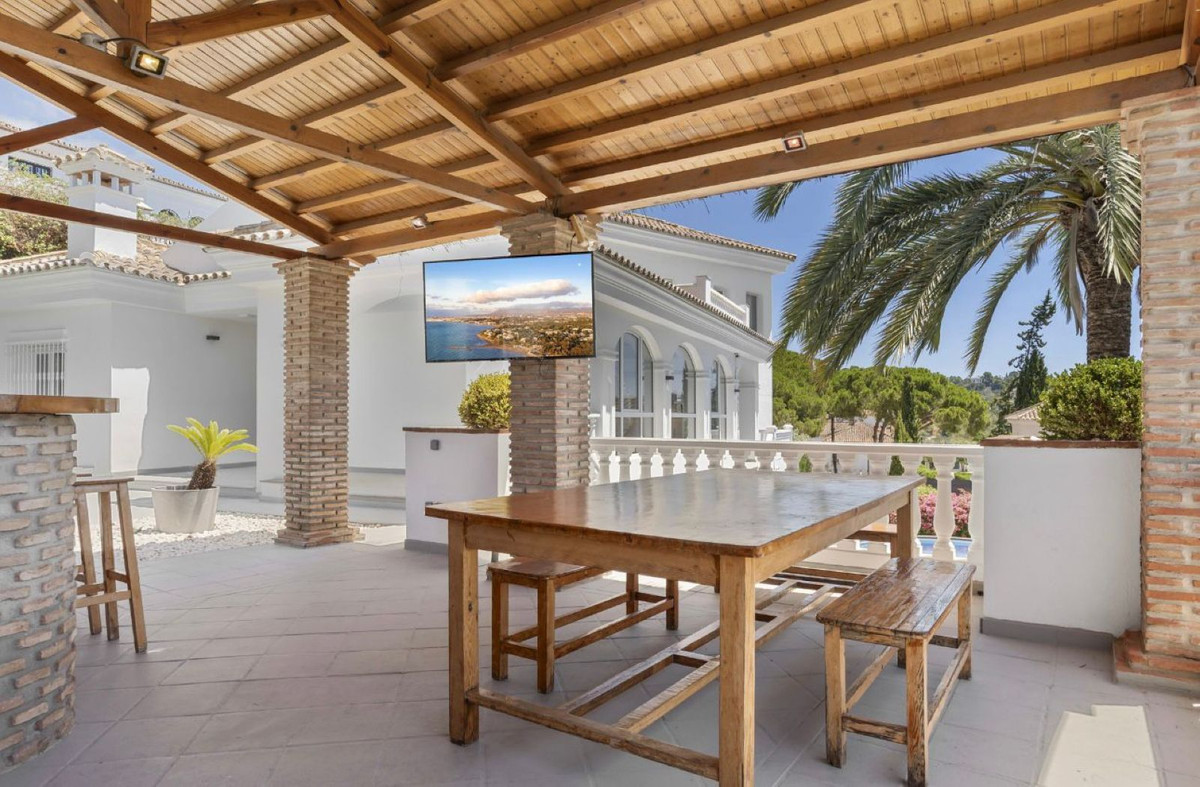 5 Bedroom Villa in Marbella - Foto 8