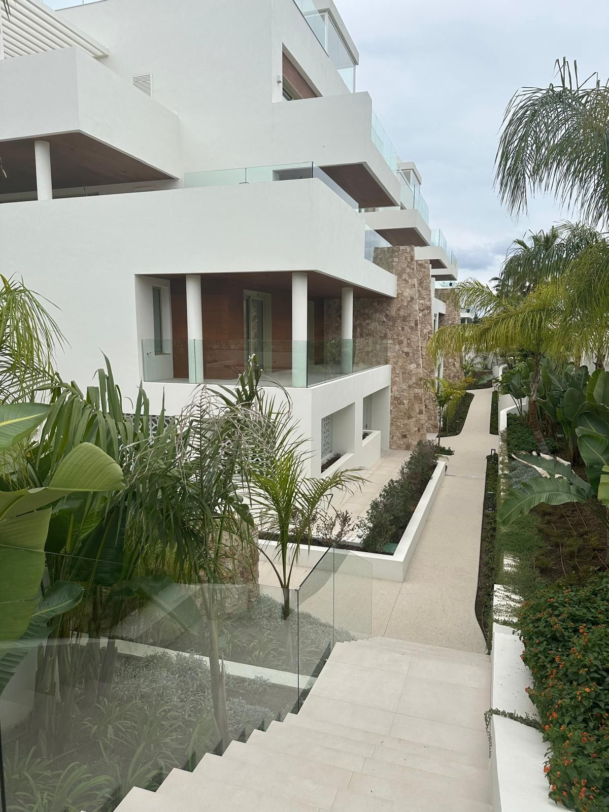 2 Bedroom Apartment in Marbella - Photo 69