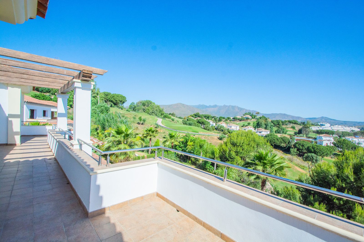 5 Bedroom Villa in Mijas - Photo 23