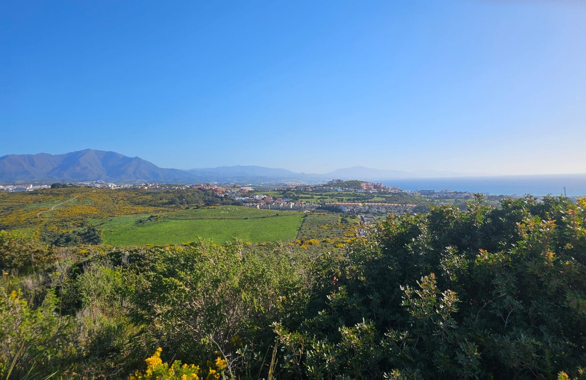 3 Bedroom Villa in Manilva - Photo 11