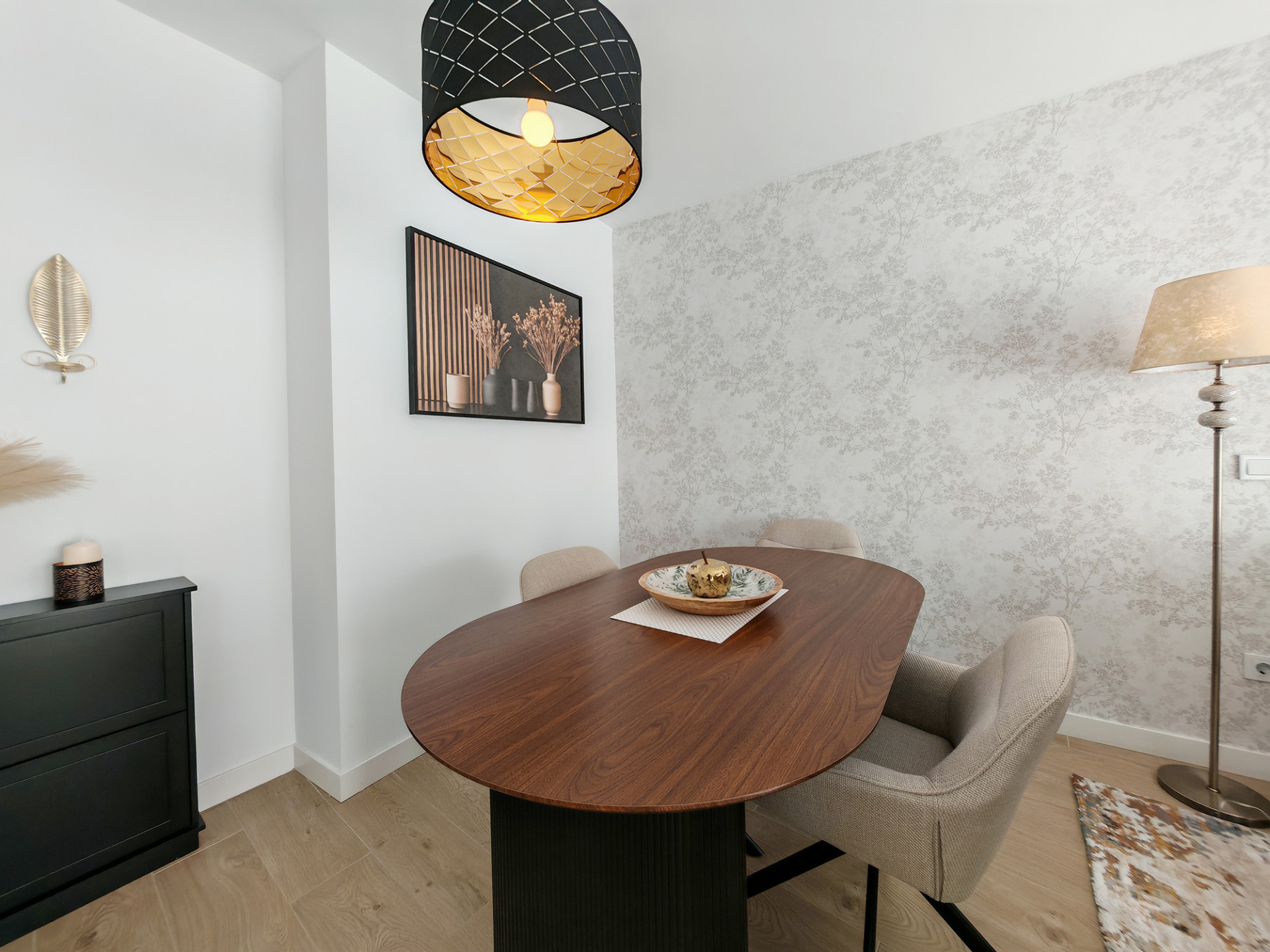 2 Bedroom Apartment in Estepona - Photo 5