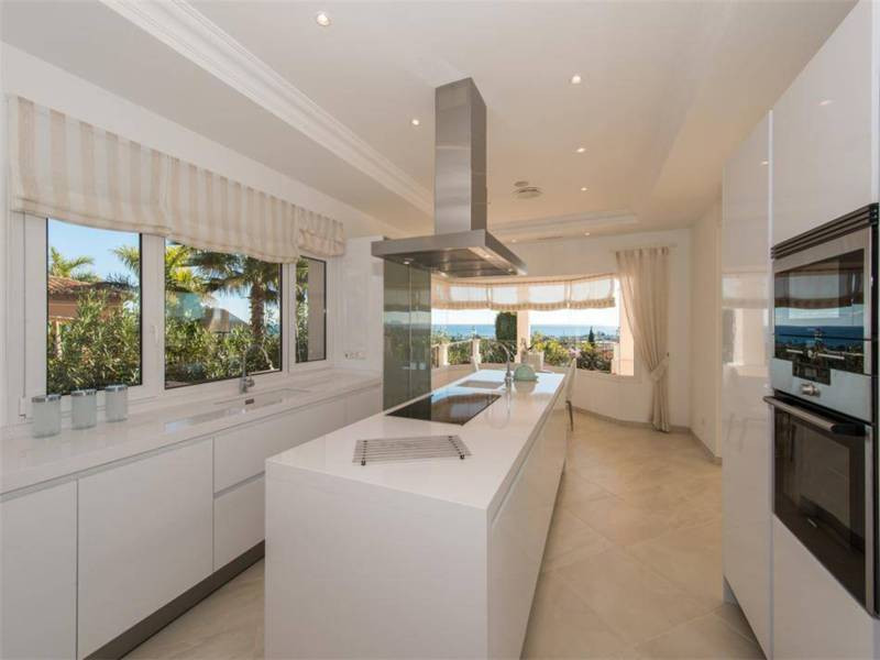 7 Bedroom Villa in Benahavís - Foto 2