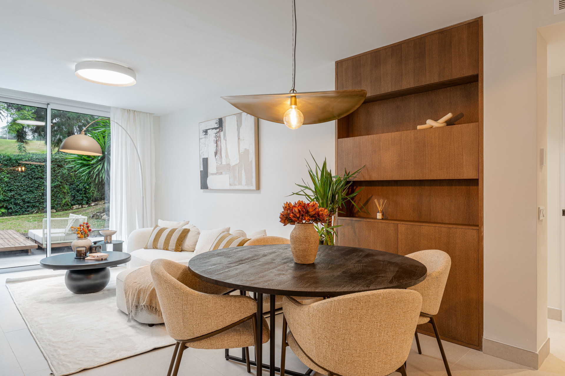 3 Bedroom Apartment in Benahavís - Photo 4