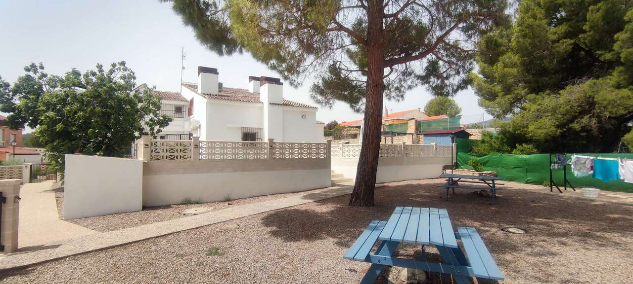 Local con piscina en Valencia – Foto 24