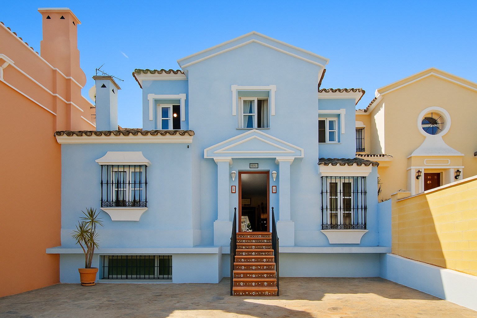 5 Bedroom Townhouse in Estepona - Foto 2