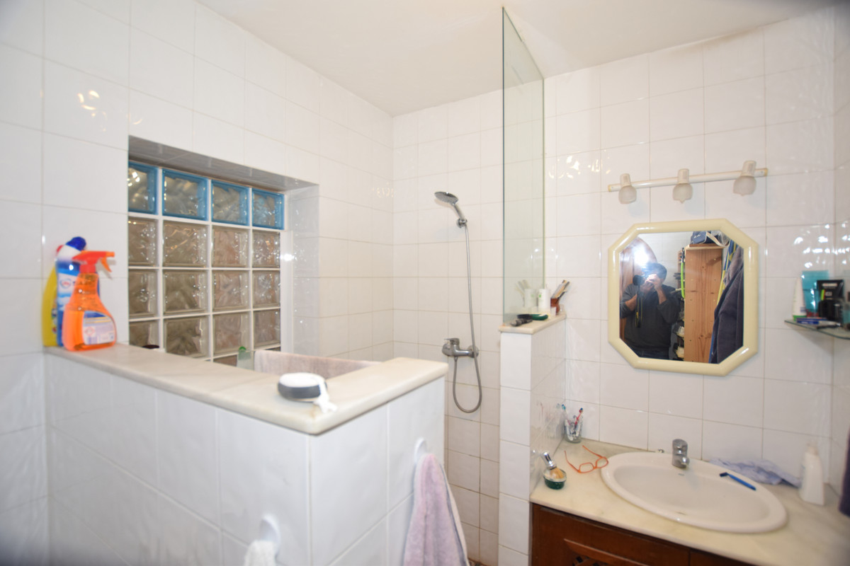 3 Bedroom Townhouse in San Pedro de Alcántara - Photo 10