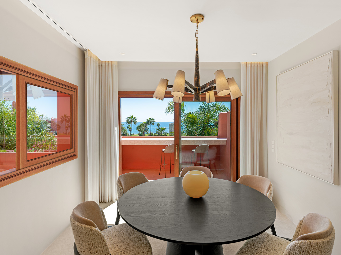 3 Bedroom Penthouse in Estepona - Photo 16