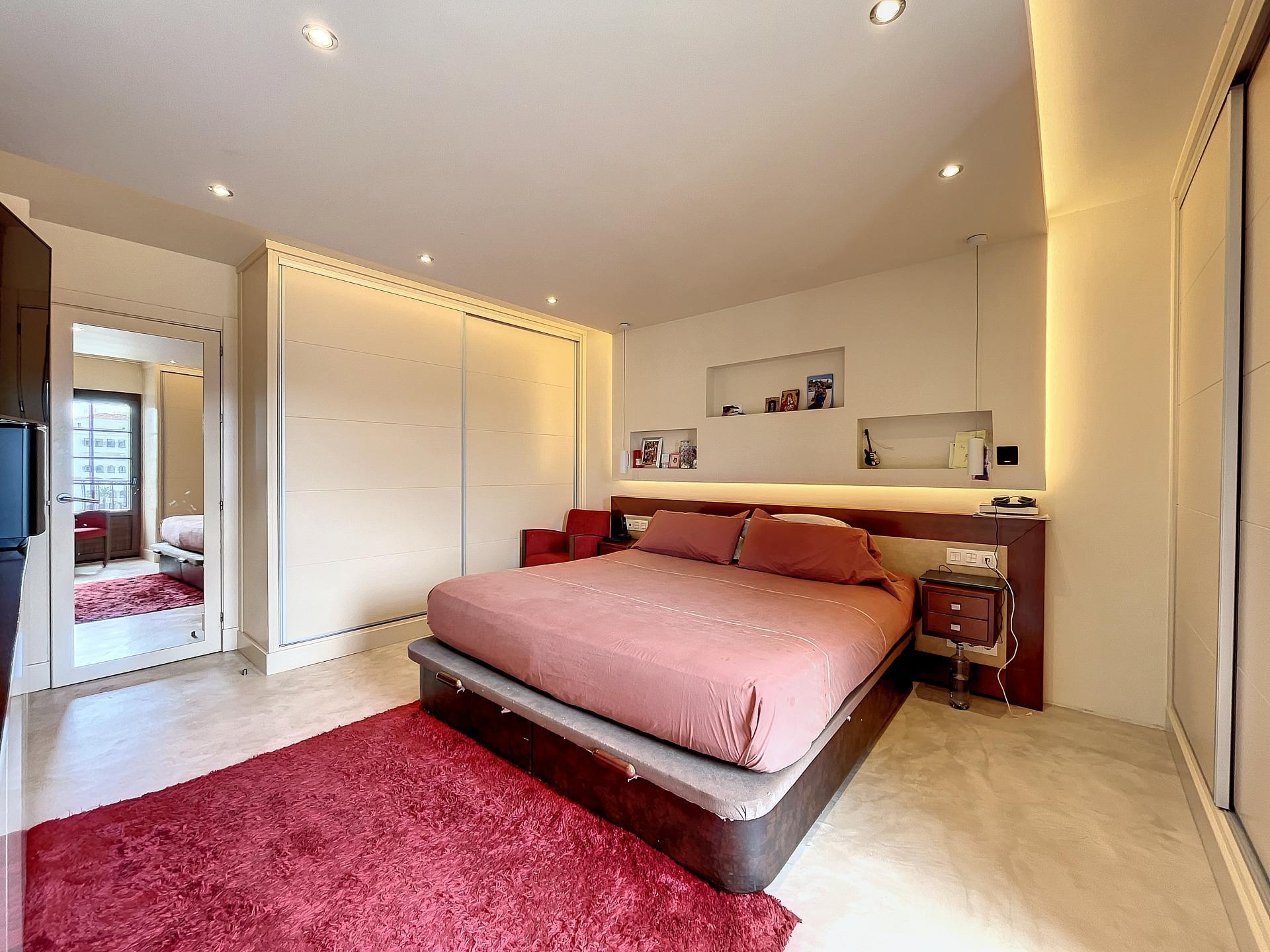 3 Bedroom Penthouse in La Duquesa - Photo 13