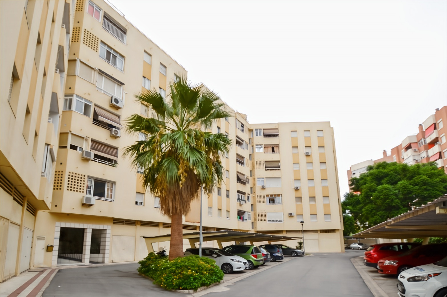 4 Bedroom Apartment in Torremolinos - Photo 16