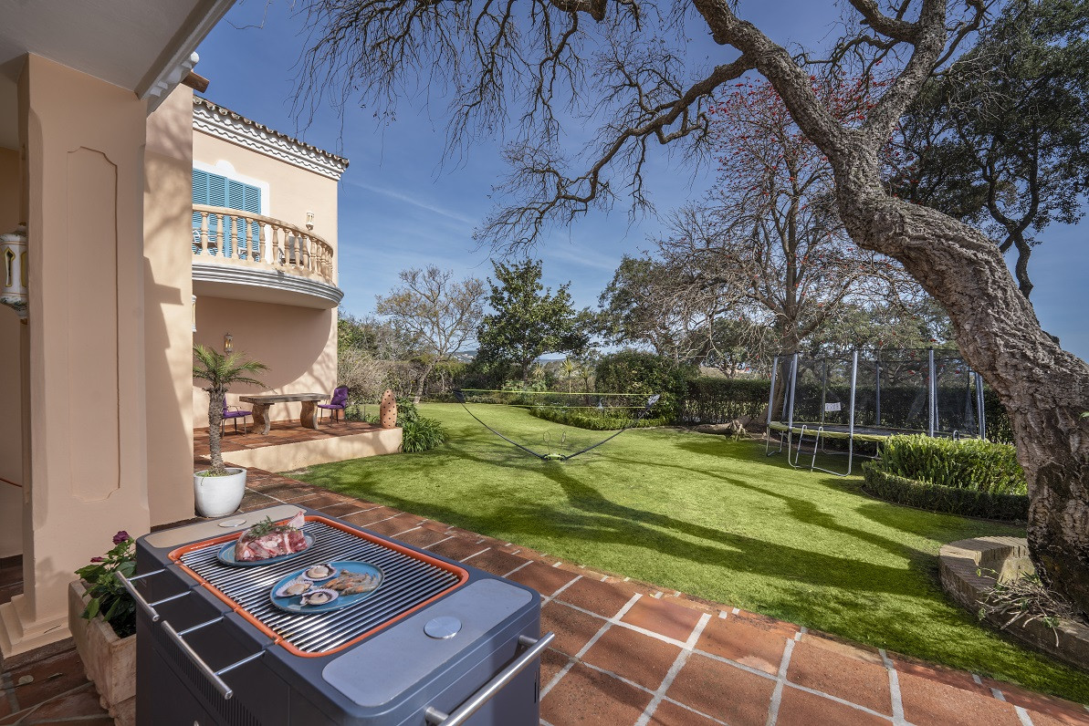 5 Bedroom Villa in San Roque - Photo 31