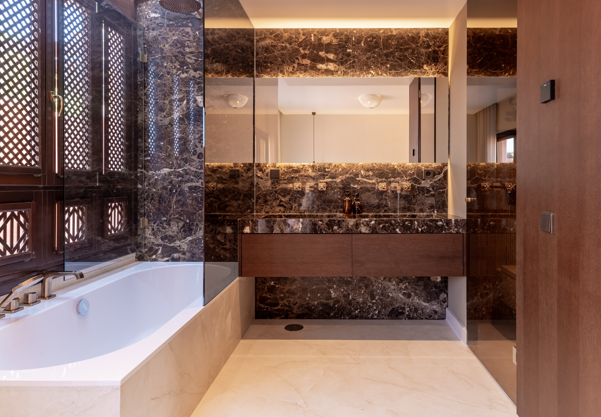 4 Bedroom Townhouse in Marbella - Photo 27