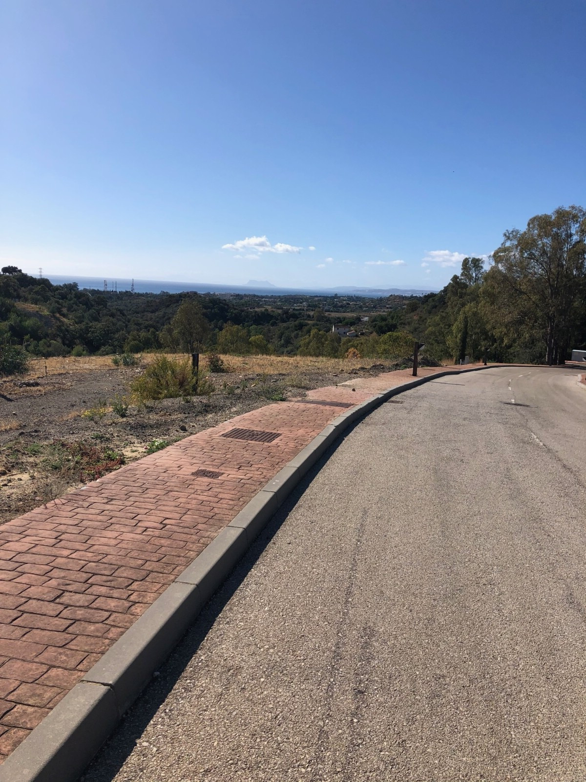 4,281 m² Plot in Estepona - Photo 2