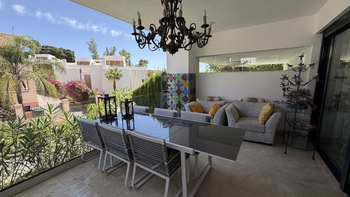 3 Bedroom Townhouse in Marbella - Photo 6