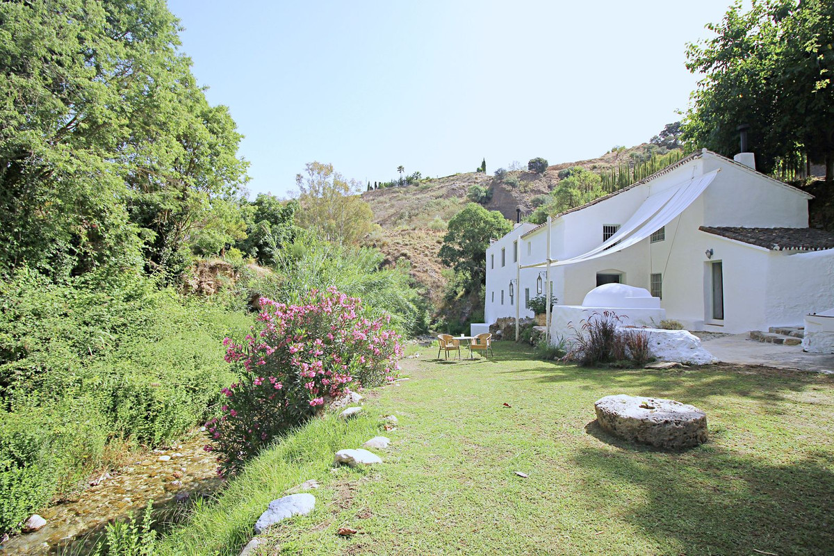 4 Bedroom Country house in Coín - Фото 4