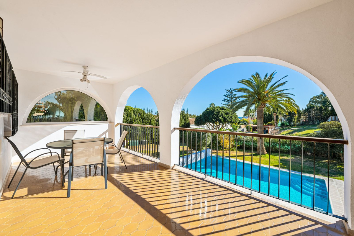 5 Bedroom Villa in Estepona - Foto 21